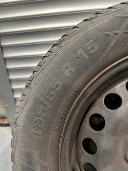 Vredenstein 195/65 R15 + plechové disky - 4