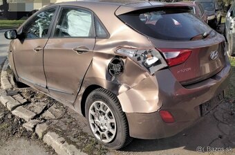 Hyundai i30 1.4 2012 predám RIADENIE, DVERE, MOTOR G4FA - 4