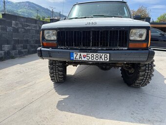 Jeep cherokee xj 2.5i 90kw - 4