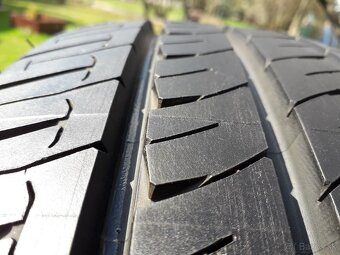 215/70 r15C letne pneumatiky michelin - 4
