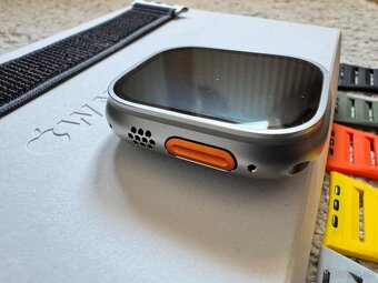 Apple Watch Ultra 2 49mm Natural Titanium - 4