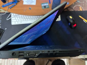 Predám notebook Dell Latitude E5510 i7/8GB/128GB/W11 - 4