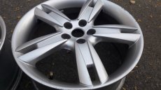 Predám 2ks alu na Jaguar S-type 5x108, 9,5Jx18 - 4