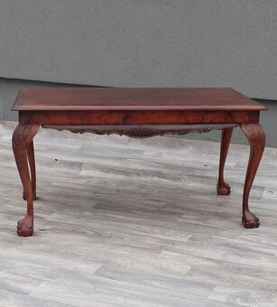 Stolík konferenčný v štýle Chippendale. - 4