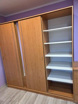 Skriňa a posteľ 2ks - 4