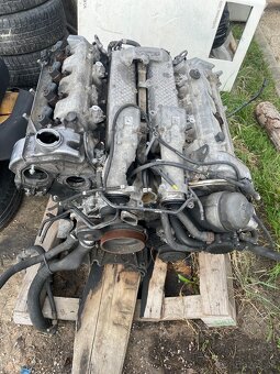 Motor V8 e400cdi OM628 - 4