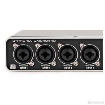 Behringer U-Phoria UMC404HD USB zvuková karta - 4