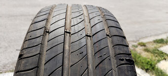 Letné pneu 215/45 R18 --- MICHELIN - 4