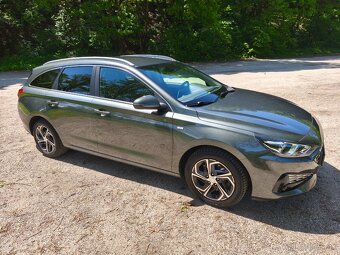 Hyundai i30 CW Kombi 1.5 T-GDi mHEV iMT Family - 4