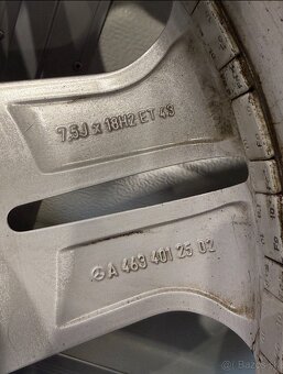 Kolesa s pneumatikami 265/60r18 na Mercedes G - 4
