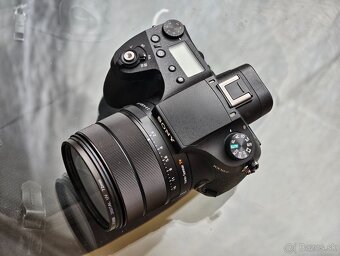 Sony RX10 III 24 – 600 mm F2,4 – 4 - 4