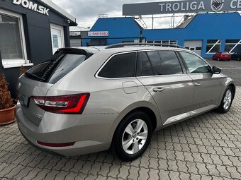 Škoda Superb Combi 1.6 TDi Ambition DSG - 4