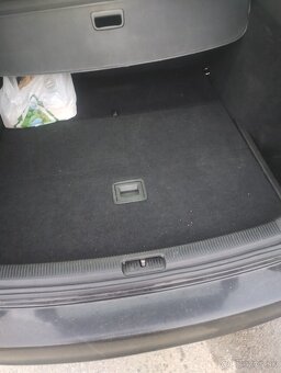 Rozpredám Volkswagen golf 6 combi 1,6 tdi - 4