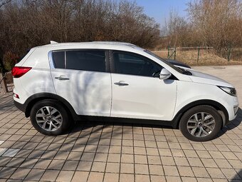 KIA Sportage 1,7 CRDi 2WD Platinum - 4