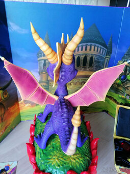 Spyro the dragon - First4Figures socha - 4