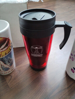 Termo hrnček, flaška, taška, 4 kusy, 5,- Euro/ nové - 4
