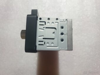 Predam autoradio z obrazoukou - 4