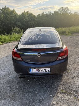 Opel Insignia 1.8 - 4