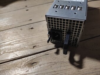 Predám zdroj 12v.......71A - 4