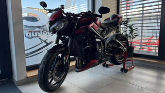 Triumph Street Triple RS - 4