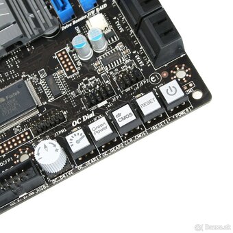MSI 790FX - GD70 WINKI edition - 4