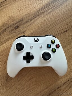 Xbox one S 1TB s mechanikou - 4