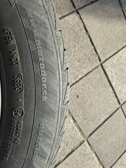 4ks zimné 215/60 R16 MATADOR - 4