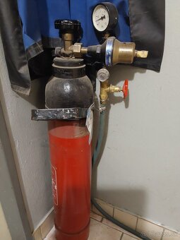 Plynova fľaša co2 - 4
