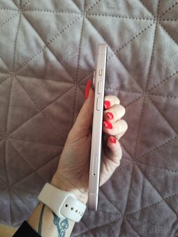 Iphone 15 - 4