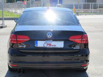 Volkswagen Jetta 2.0 TDI 150k Business Highline - 4