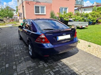 Ford Mondeo TDDI 2.0 Ghia - 4