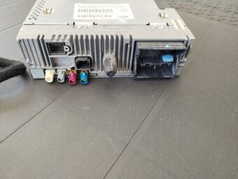 Navigačné autoradio Citroen c5 x7 - 4