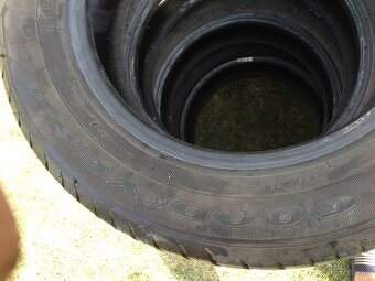 Pneumatiky 205/60R15 letné 6mm - 4