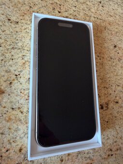 📱 Apple iPhone 15 Pro 256 GB Natural Titanium – výborný sta - 4