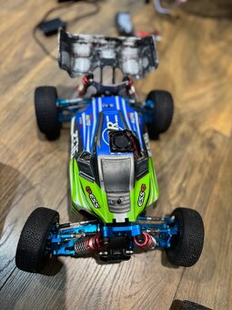 Wltoys buggy 144001 - 4