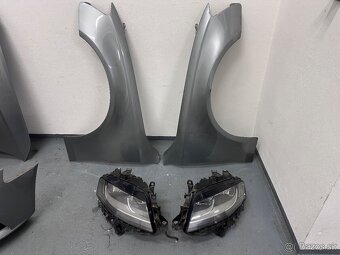 Audi A4 B8 předek kapota nárazník světla chladiče blatník - 4