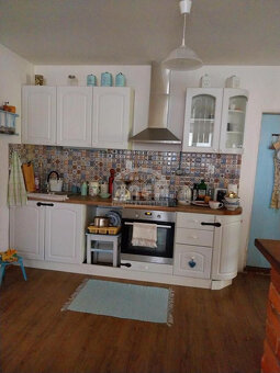 Rodinný dom v Sobranciach - mestská časť Komárovce - 4