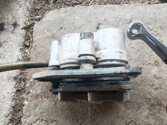 Brzda Yamaha XT 600 2KF - 4