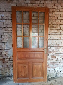 100 ročné okná a dvere - 4