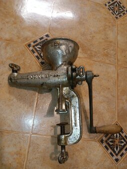 Retro mlynčeky na mäso ovocie - 4