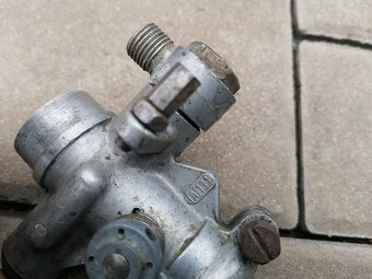 Predám karburátor - 4