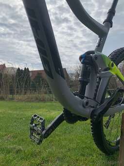 Giant trance - 4