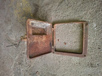 Liatinove dvierka na pec 3 - 4