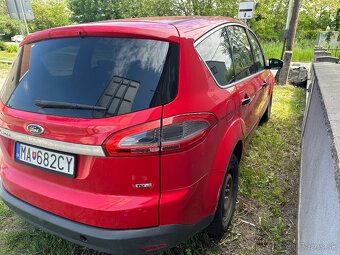 Ford S-Max - 4