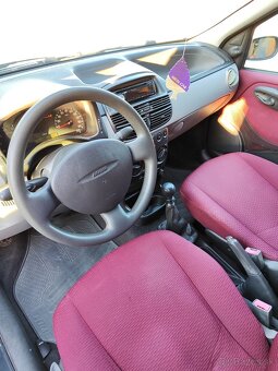 Fiat Punto - 4