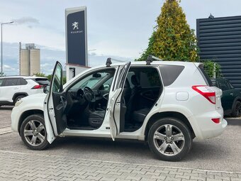Toyota RAV4 2.2l D-CAT 150 Premium Navi 4x4 A/T6 - 4