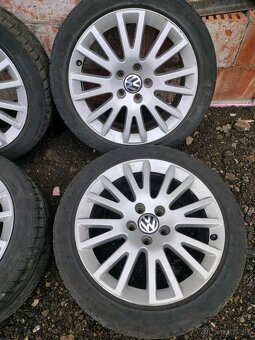 4ks alu disky orig. Audi 5x112 R17 pneu 225/45 r17 - 4