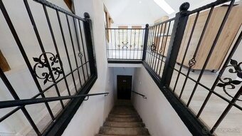 Predaj – priestranný  podkrovný byt, 145 m² v Trebišove - 4