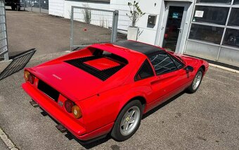 Ferrari 328 GTS z roku 1988 - 4