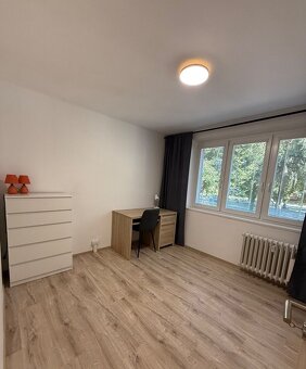 Na prenájom prerobený 3 izbový byt, balkón, Dusíka, Trnava - 4